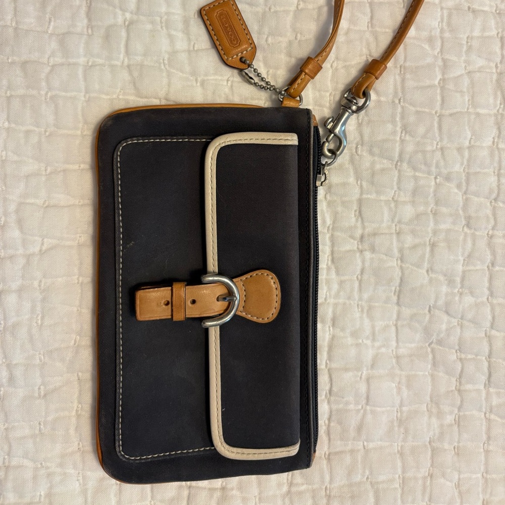 Black and Tan Leather Wristlet